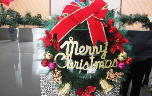 出格的礼 给出格的你——记合肥九洲国际官网欢乐圣诞行